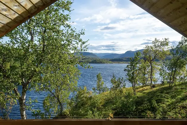 Fantastisk utsikt fra loftet mot Sirkelvatnet