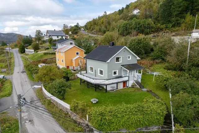 Sommarsetveien 14, Kjøpsvik