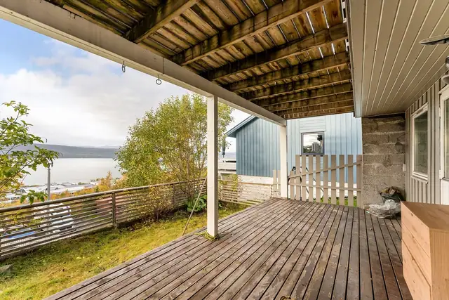 Her kan du enkelt etablere en hyggelig uteplass - perfekt for avslapping og koselige stunder.